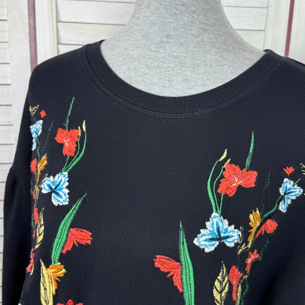 Jack & Rae Embroidered‎ Floral Cropped Sweatshirt Black XS - Picture 5 of 11